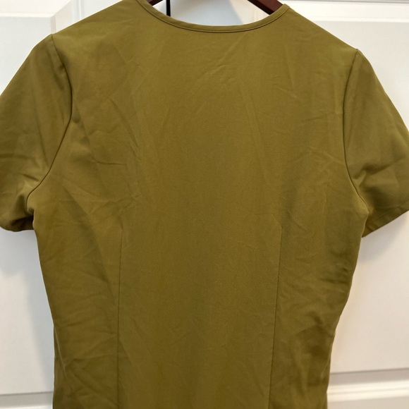 Figs Catarina™ One-Pocket Scrub Top, Martini- Size S - Picture 2 of 9